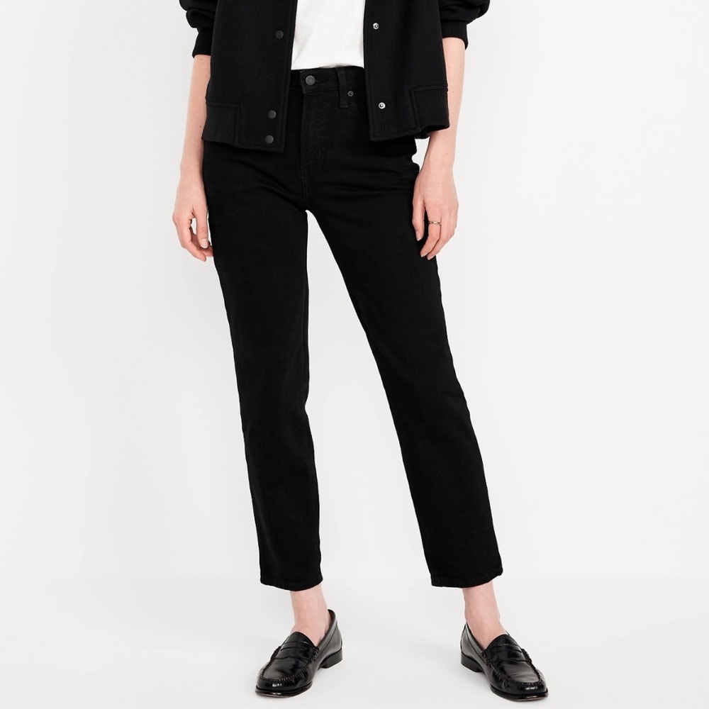 Old Navy Women's Black Straight Leg Jeans